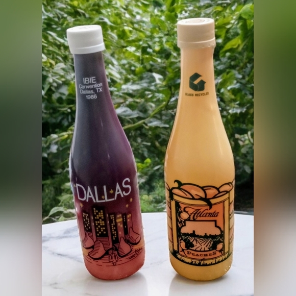 Set of 8 NSDA Convention Commemorative Bottles - Picture 9 of 15